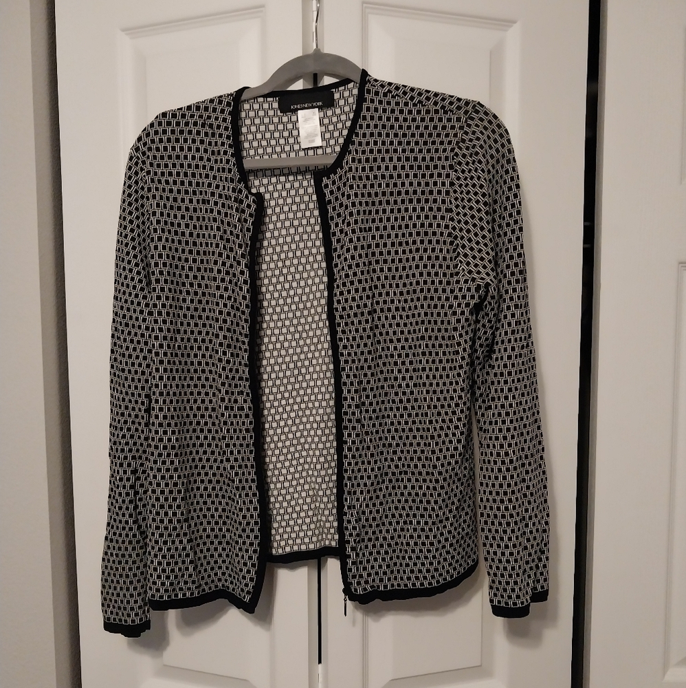 Like new Y2K Jones New York sweater and top set. Size XL